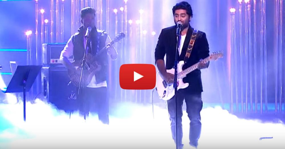 Arijit Singh Performing His Best Songs Live &#8211; This Is AMAZING!