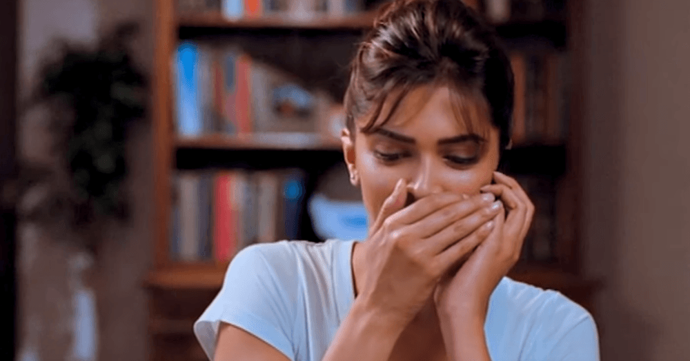 15 GIFs That *Perfectly* Describe A Long Distance Relationship!
