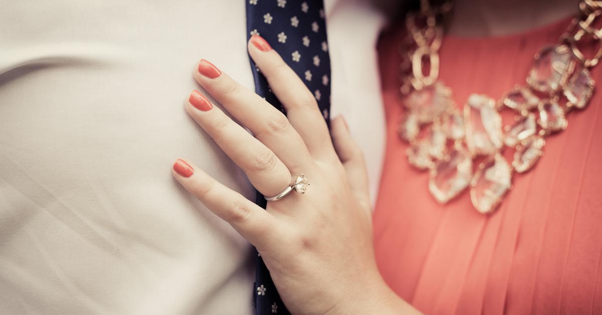 Things To Keep In Mind When Choosing Your Engagement Ring!