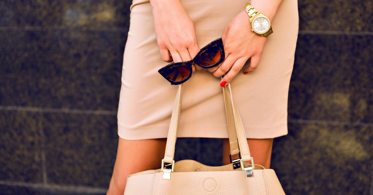 7 Classic Fashion Pieces To Invest In By The Time You’re 25!