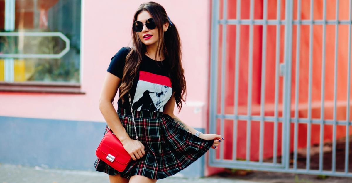 10 Personalized Fashion Items That Make You Look AWESOME!