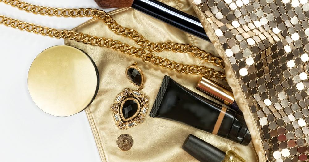 7 Makeup Essentials In Every Shade Of Gold!