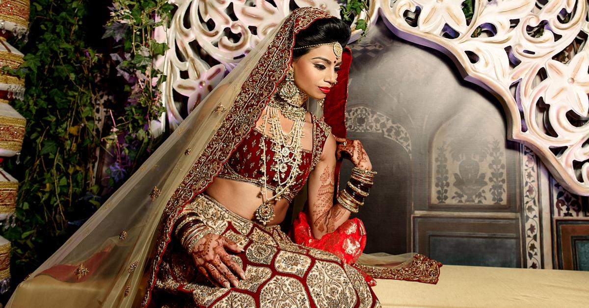 9 Tips To Ensure Your Bridal Makeup Complements Your Lehenga!