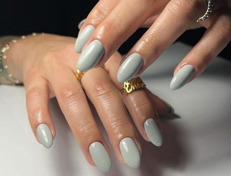 The Manicure Colour That&#8217;s Anything But Dull &amp; Has The Internet In A Chokehold