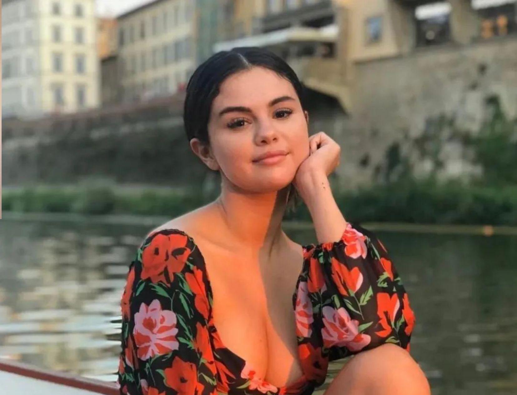 5 Holy Grail Skincare Products In Selena Gomez’s Vanity
