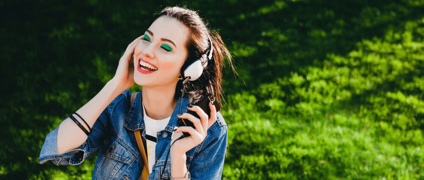 Eat, Sleep, Breathe Beauty? 5 Best Podcasts You Need To Listen To RN!