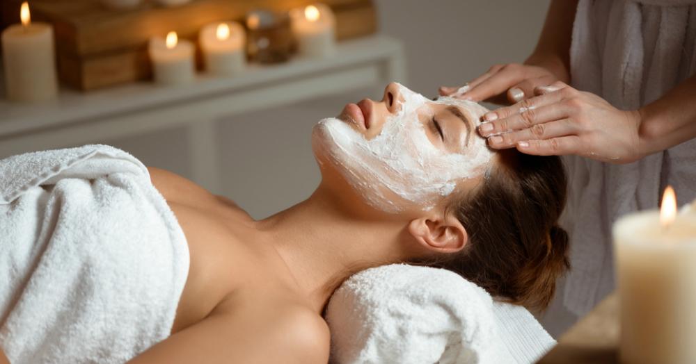 POPxo’s Beauty Experts Headed Out To Skin Alive For A Skin Treatment And Here’s The Review