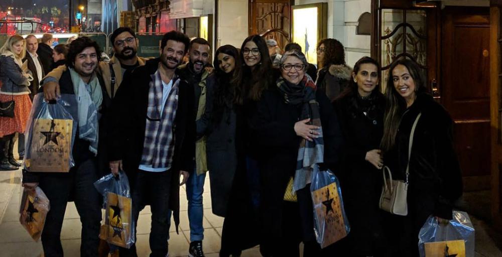 See Pics: Sonam Kapoor &amp; Anand Ahuja Are Chilling In London With The Kapoor Khandaan
