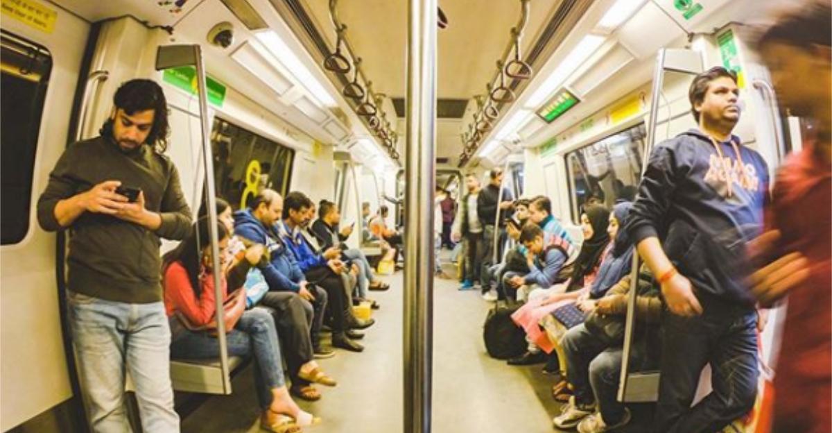 40 Thoughts I Bet EVERYONE Has While Travelling In A Delhi Metro