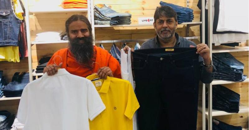 Ladies, NO MORE Worrying About Cat-callers Thanks To Baba Ramdev&#8217;s &#8216;Sanskari (Ripped) Jeans&#8217;!