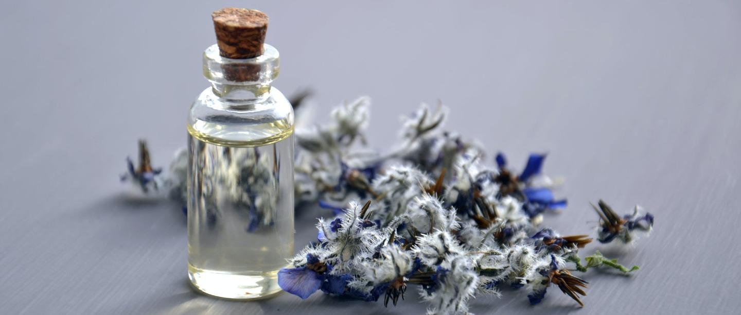 Healthy Scalp, Calm Mind: 8 Amazing Benefits Of Lavender Oil For Your Hair!