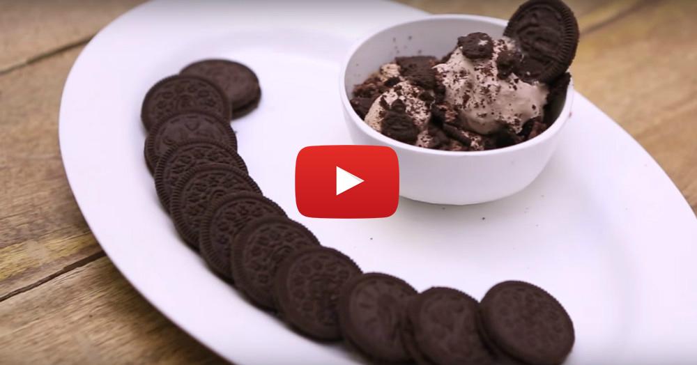 How To Make Ice Cream With Oreos (It’s SO Easy!!)