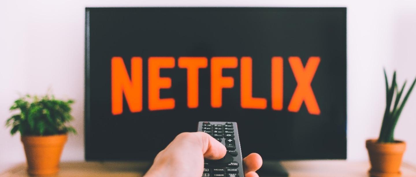 Netflix &amp; Chill: 15 Shows &amp; Movies You Can Watch While You&#8217;re At Home During Pandemic