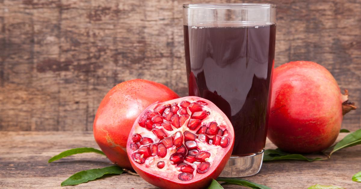 10 Reasons Why Pomegranate Is The Knight In Shining Armour For Your Health!
