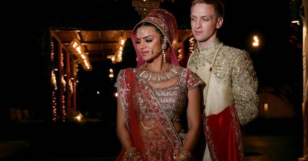 Aashka &amp; Brent Looked Like *Royalty* At Their Hindu Wedding Ceremony!