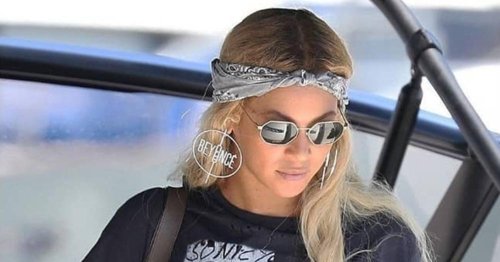 #ExtraAF: Beyonce Has An Uber Cool Personalised Detail On Her Earrings