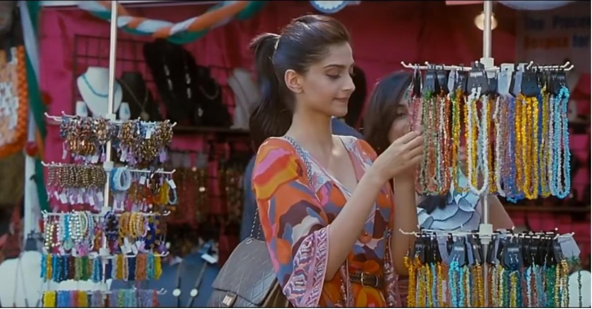Love A Good Fashion Deal? Check Out The Best Markets In Mumbai For Street Shopping!