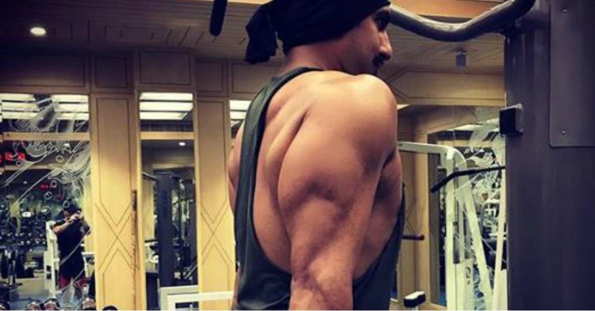 Drool Alert: Ranveer Singh Goes Shirtless For &#8216;Simmba&#8217; To Show Off His New Body!