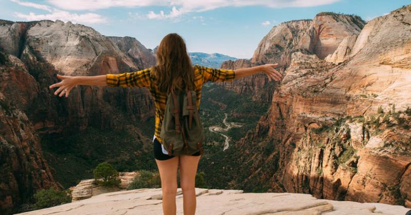 9 Hacks That Will Make Solo Travelling A Breeze