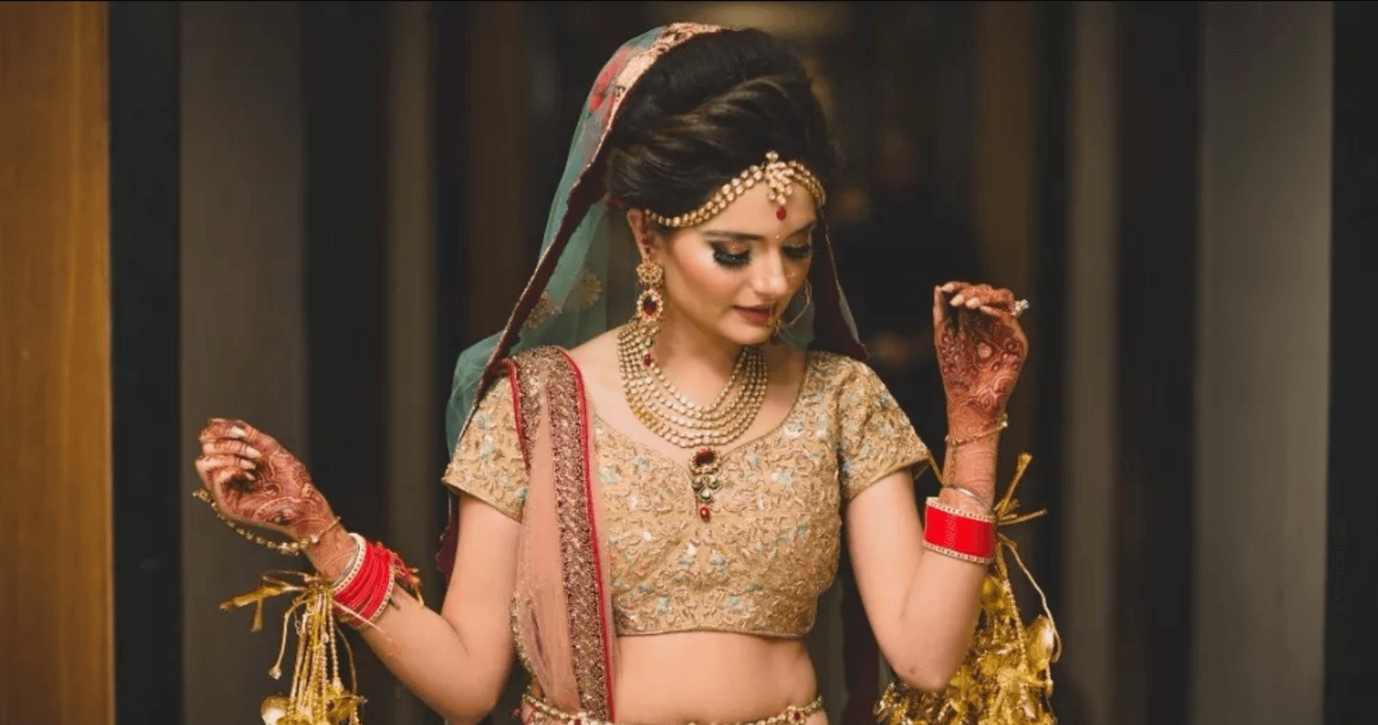 9 Tips On How Not To Get Tricked While Buying Your Wedding Lehenga!