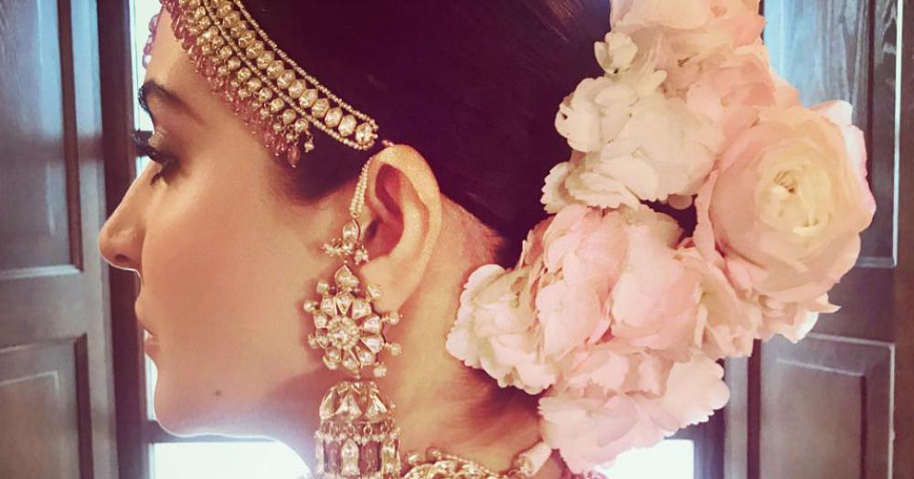 #ManeTalk: The Man Behind Anushka Sharma’s Chic Wedding Hairstyles!