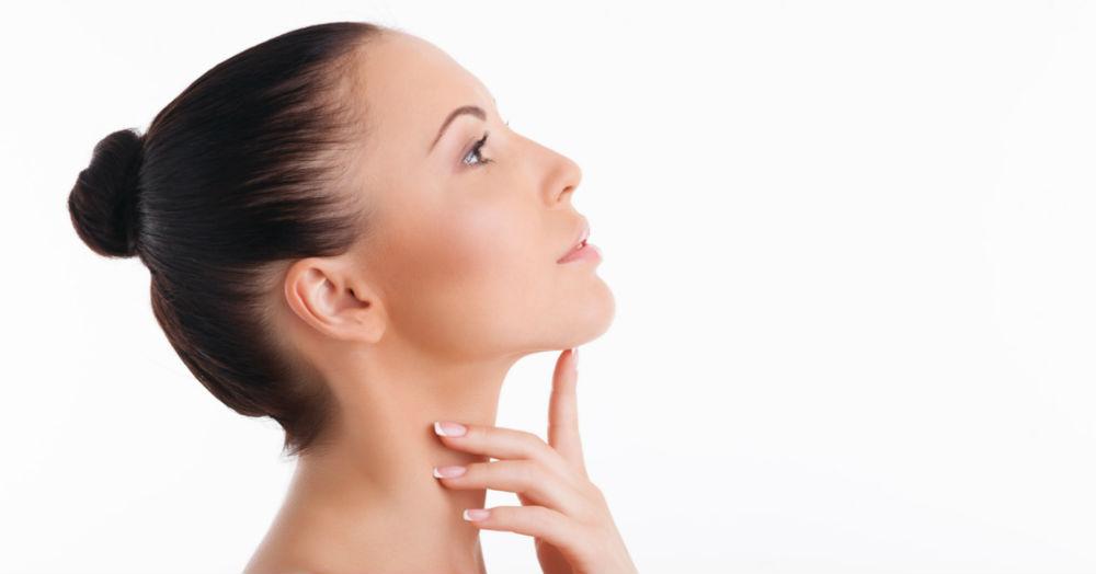 Best Facial Exercises To Get Rid Of That Double Chin In Time For The Wedding!