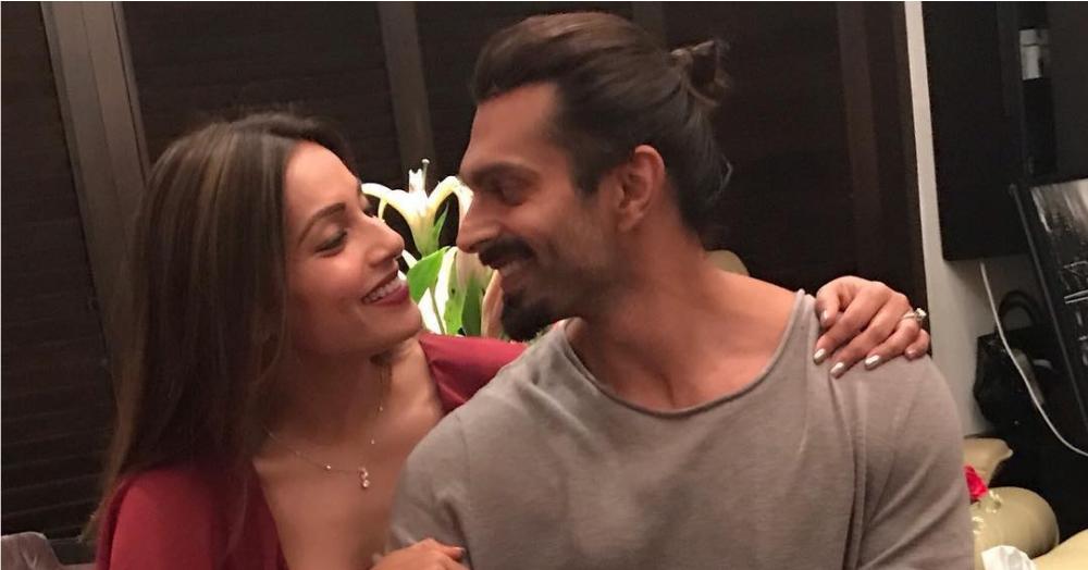 Bipasha Basu Has The *Sweetest* Things To Say About Hubby Karan Singh Grover