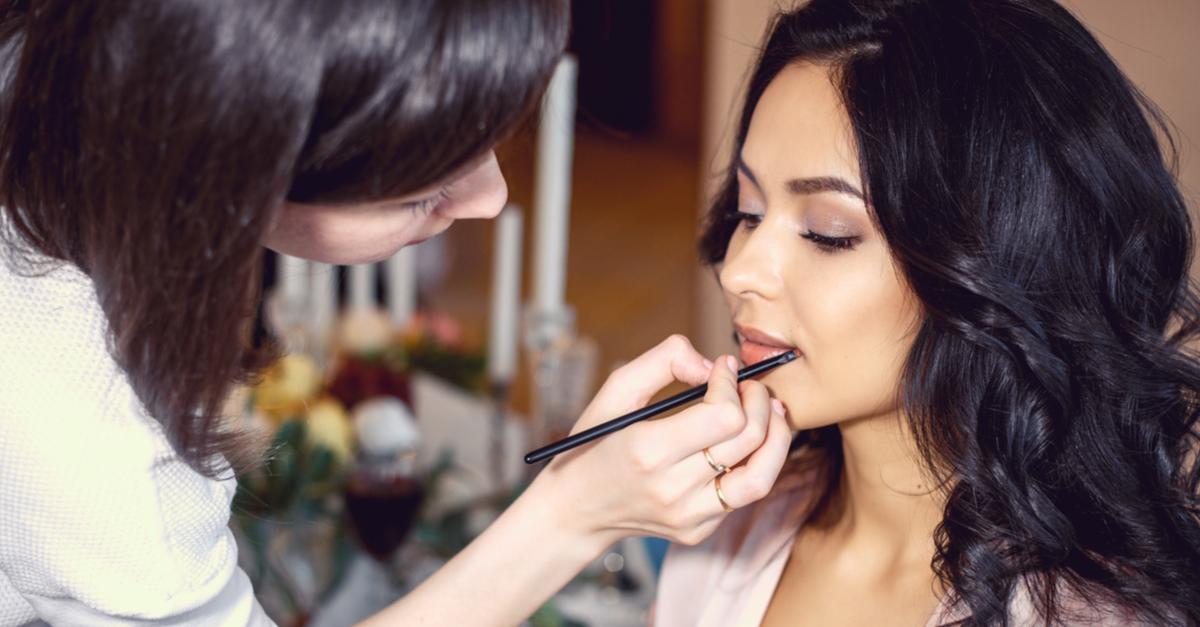 Dear Bride, 10 Things Your Makeup Artist Wants You To Know!