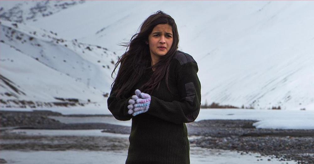 Yeh Hawa Kahan Se Aa Rahi Hai? 10 GIFs You&#8217;ll Relate To If Your Office Is Always Freezing!