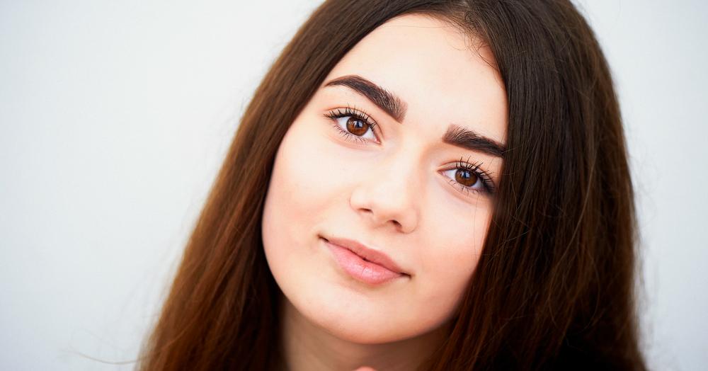 Easy Home Treatments That Will Give You Bangin&#8217; Brows On Fleek!