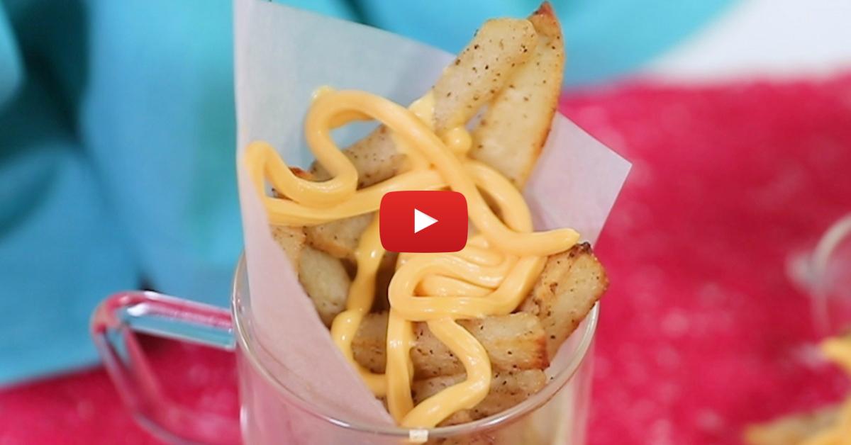 How To Make *Non-Fried* Cheesy Garlic French Fries At Home!