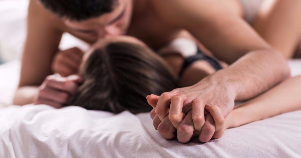 7 Hot, Hot, HOT Sex Positions For When You Want To Get Kinky!