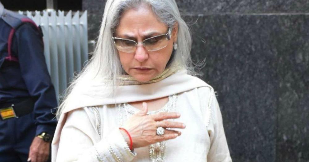 Bas Keh Diya! Jaya Bachchan Lashes Out At Fan For Taking Her Pictures Without Permission