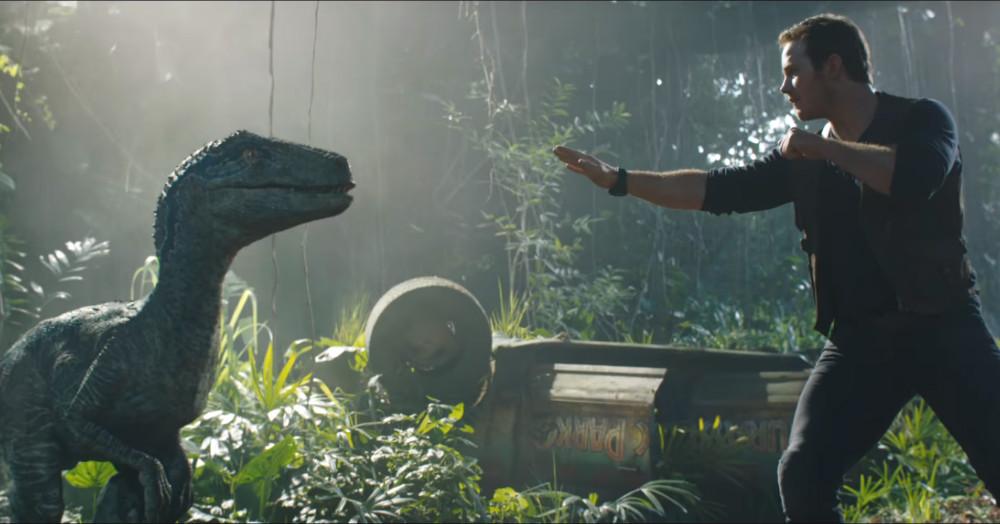 Jurassic World Trailer Is Out And We&#8217;re Thrilled The Dinosaurs Are On Our Side!