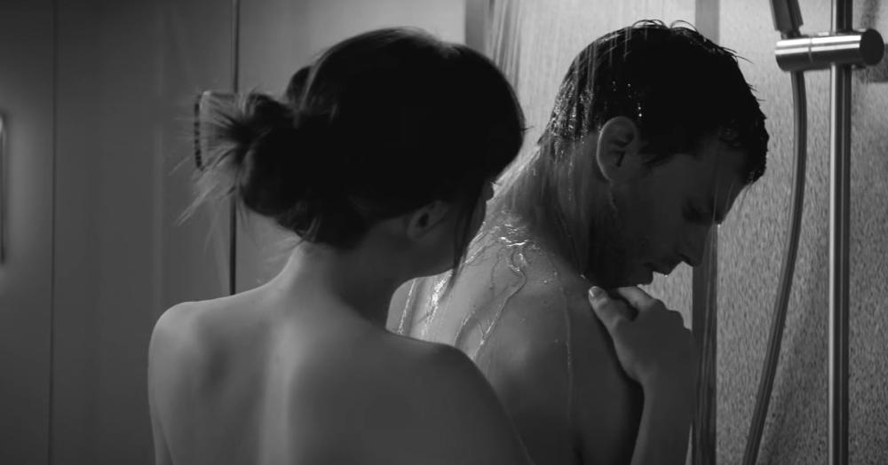 #ShowerSex: What You Expect and What You Get When Making Out in the Shower