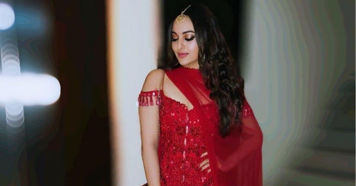 Sonakshi Sinha Shows Us How To Wear Red For A Wedding That&#8217;s Not Your Own!
