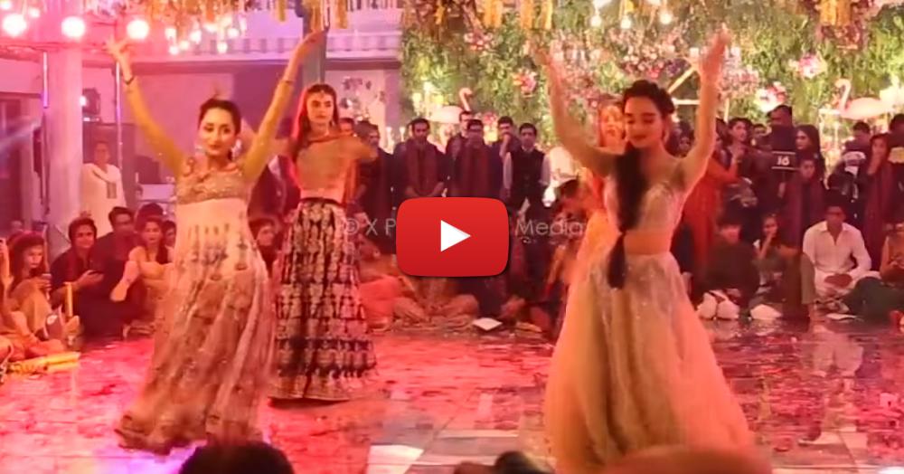 From Despacito To Aati Kya Khandala&#8230; This Sangeet Performance Is AMAZING!