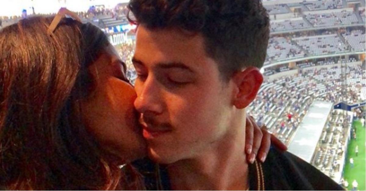 Priyanka Celebrated Nick’s Big Day With A Birthday Kiss And The PDA Is Too Cute!