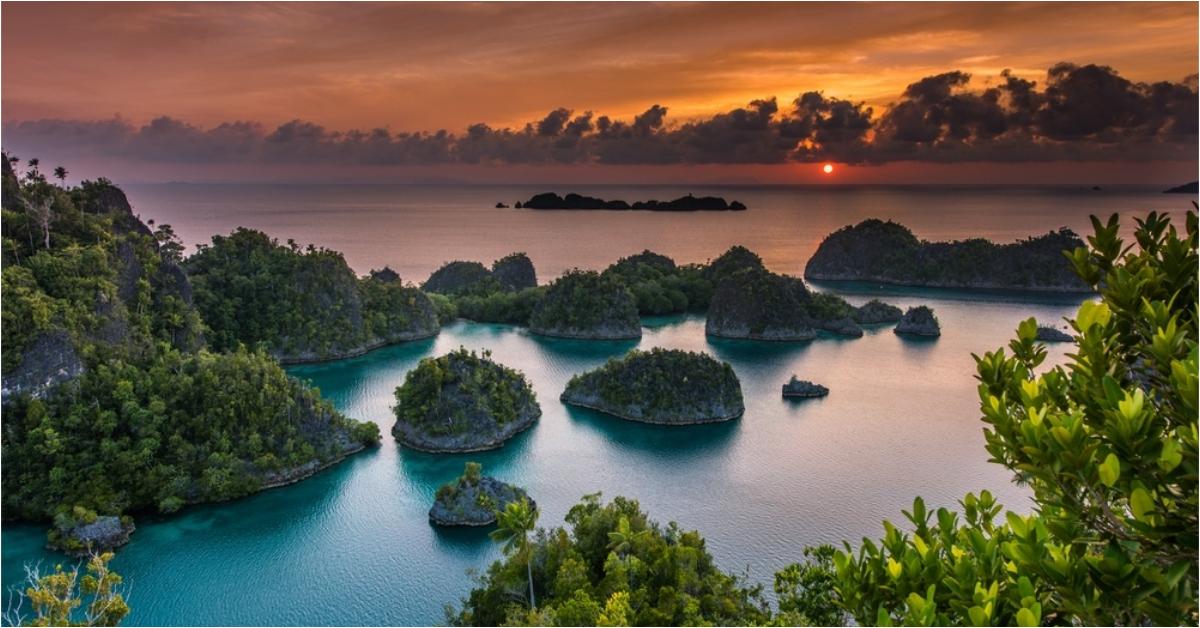 Raja Ampat: These Hidden Islands In Indonesia Will Make You Forget Bali!