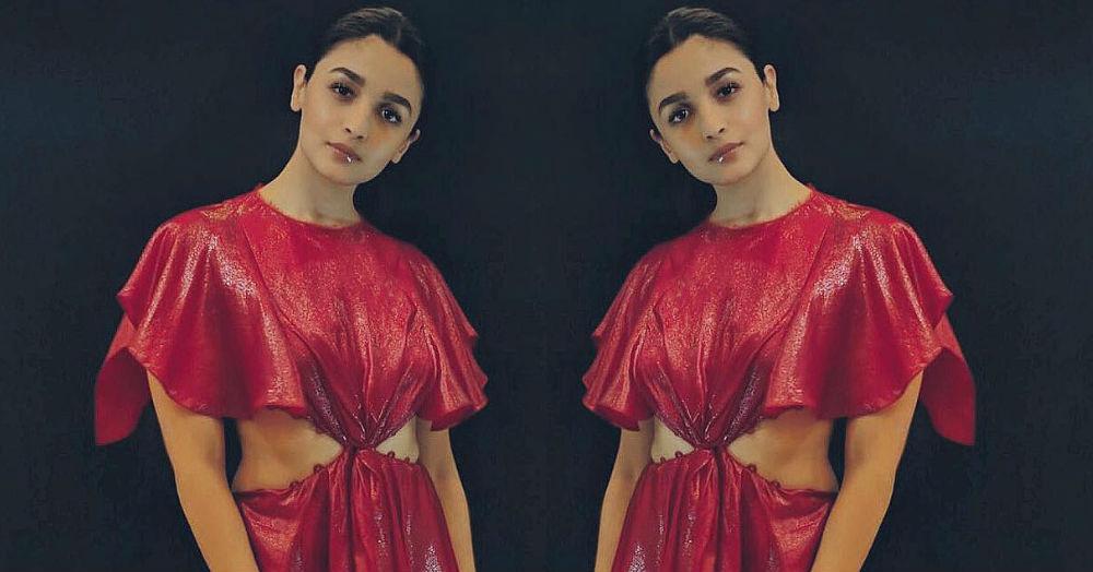 Alia Bhatt Looked Like A Gift-Wrapped Surprise Last Night And It Wasn&#8217;t For Ranbir!