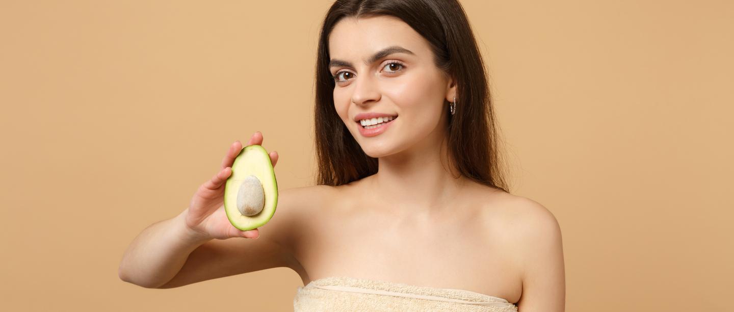 Love To DIY? Here Are 7 Amazing Hair Mask Recipes Using Avocado!