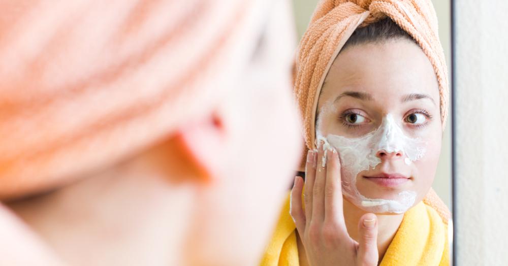 Mask Your Worries Away With These Budget Face Packs For Glowing Skin (All Under Rs 400!)