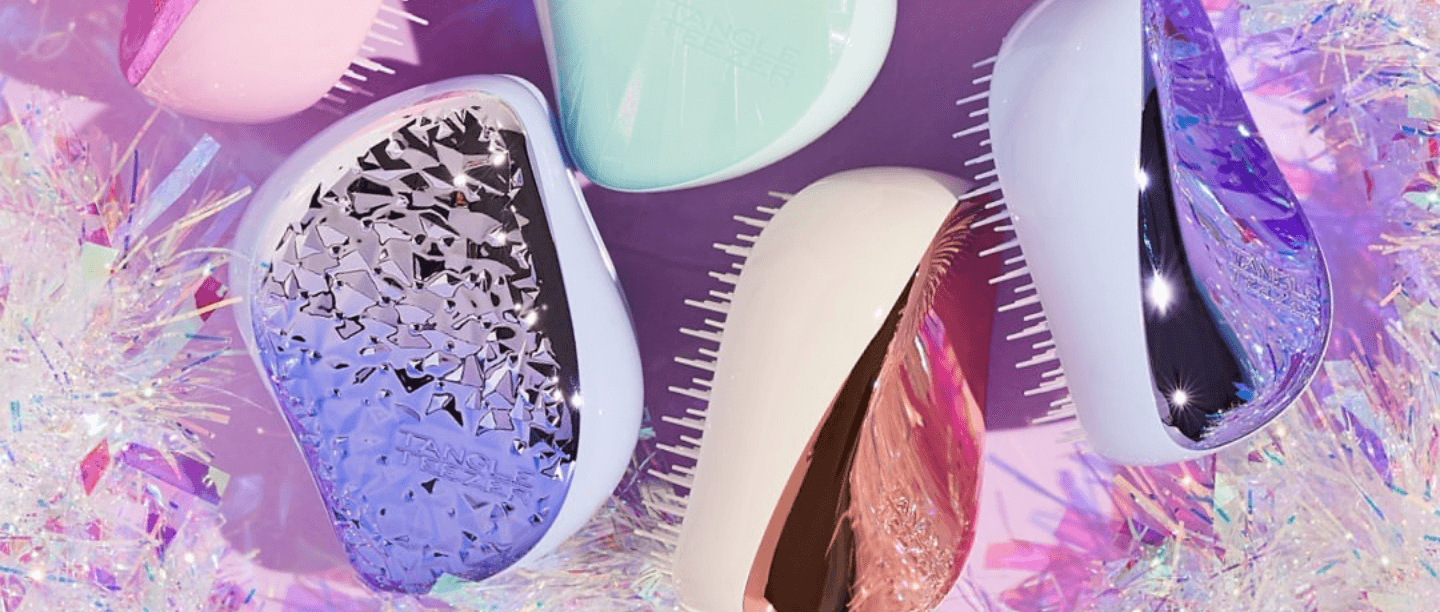 A Detangling Hairbrush Is The Answer To All Your Knotty Hair Woes &amp; Here&#8217;s Why
