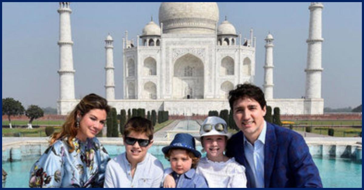 Justin Trudeau Is At The Taj  Mahal Along With His Fam &amp; They&#8217;re Colour Coordinated!