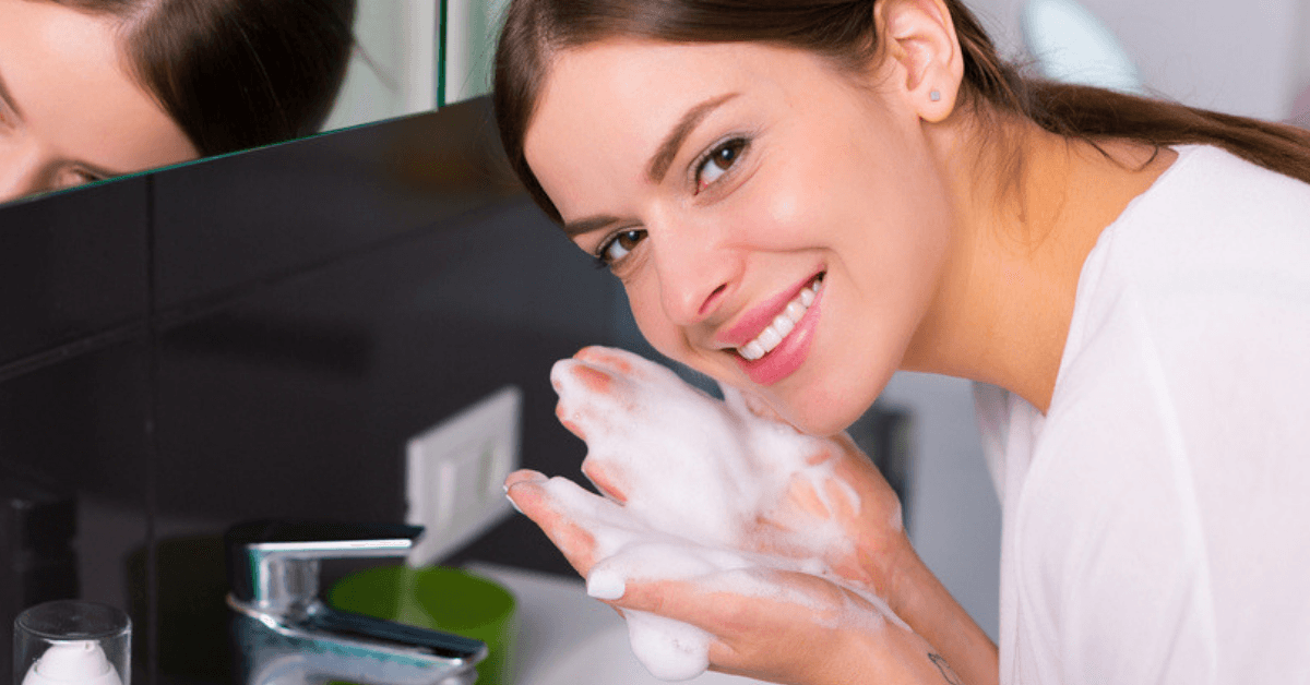 This Weird Konjac Sponge Will Make Your Face As Soft As A Baby’s Bottom!