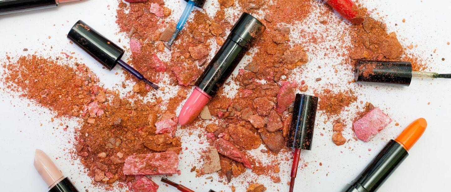 #LippieLove: 7 Fun Ways In Which You Can Use Lipsticks To Do A Full Face Of Makeup