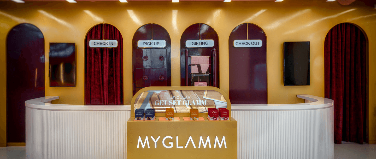 myglamm experiential store in mumbai