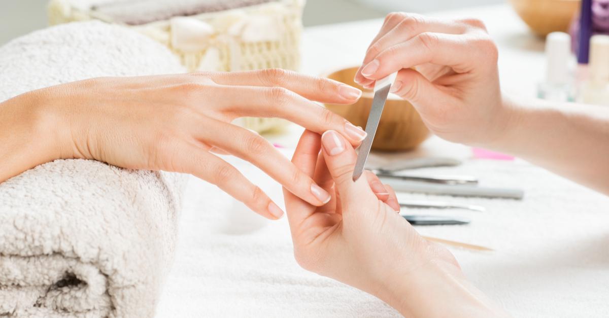 Here&#8217;s How You Can Nurse Your Nails Back To Health After A Gel Manicure