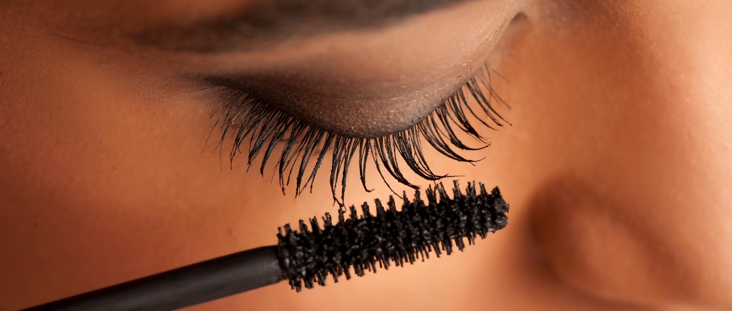 6 Ways Your Old Mascara Wand Can Still Be Of Great Use To You!