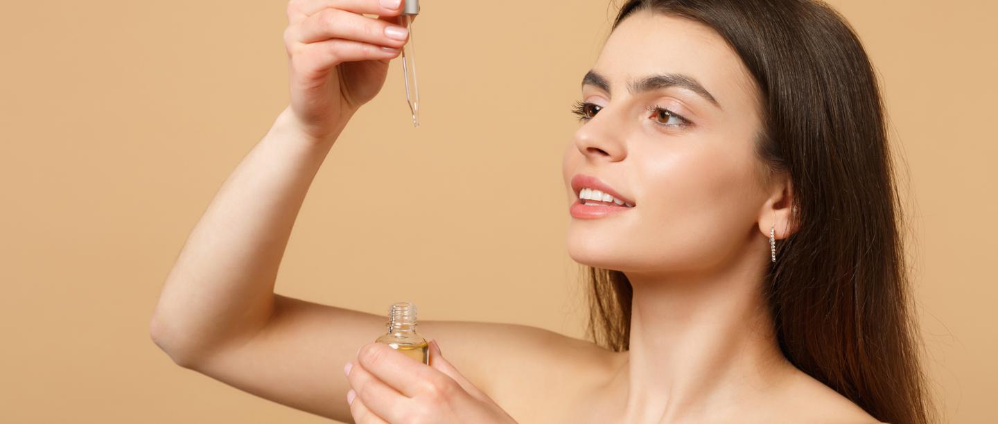 5 Reasons Why Your Facial Oil Isn&#8217;t Making Your Skin Glow